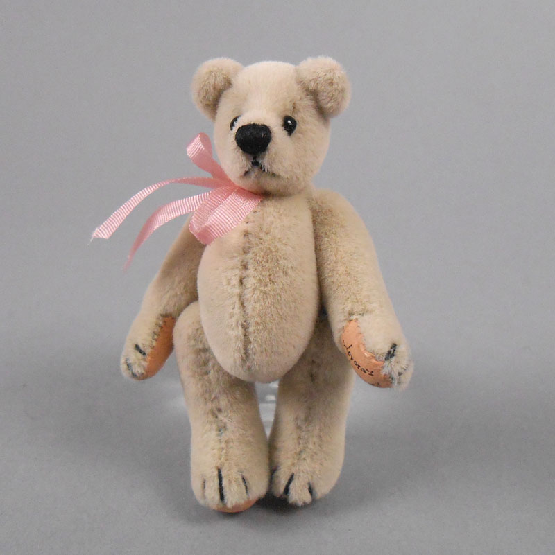 Sand Velvet 2.5 inch Bear